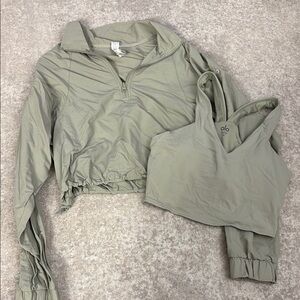 ALO Yoga Women's Olive Crop Top and Pullover Set